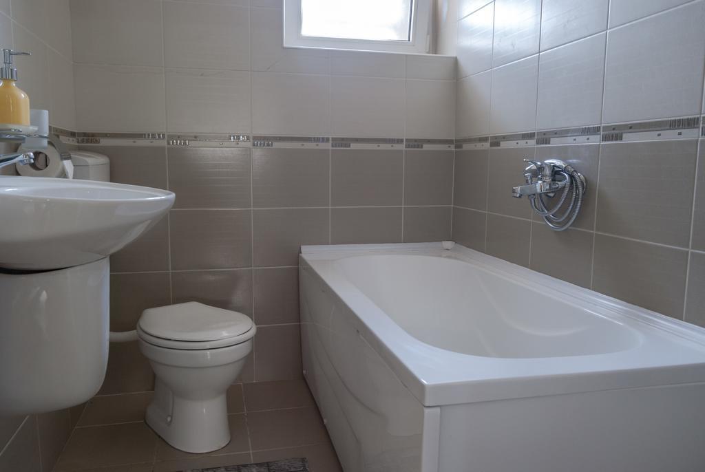 Valor Apartments Szkopje Kültér fotó